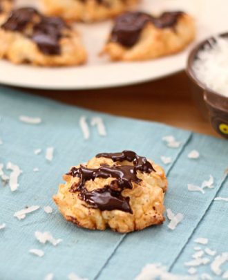 Skinny Bitch Tuesdays: Coconut Macaroons