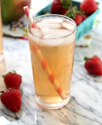 Strawberry Mango Iced Green Tea