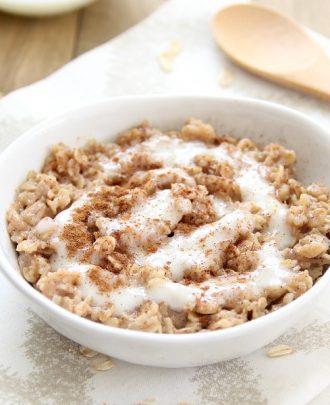 Cinnamon Roll Oatmeal