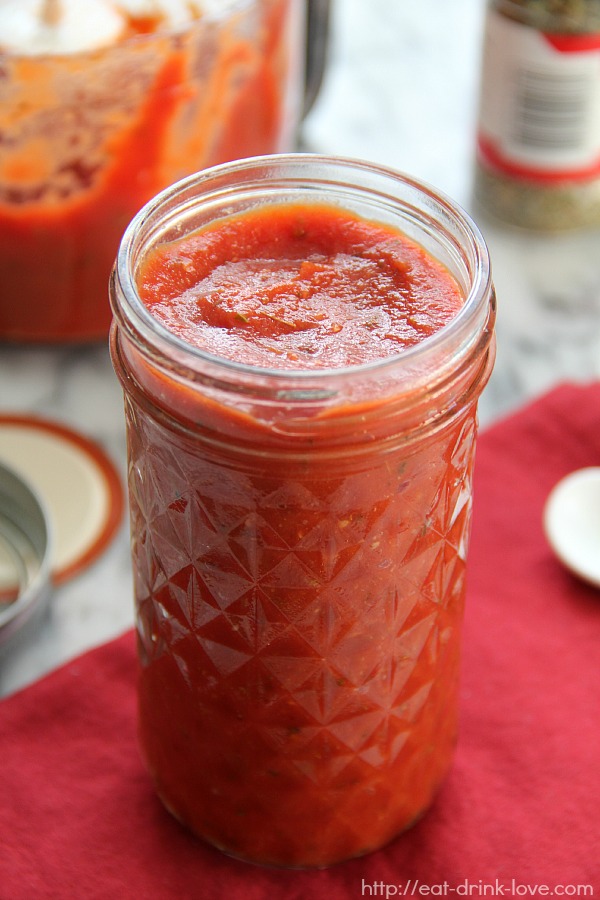5-Minute Pizza Sauce in a jar