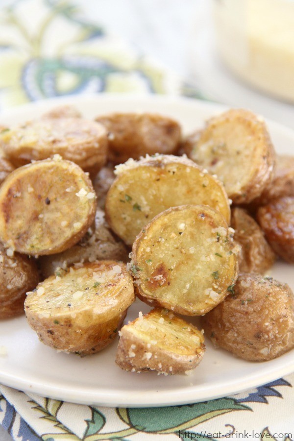Garlic Parmesan Roasted Potatoes
