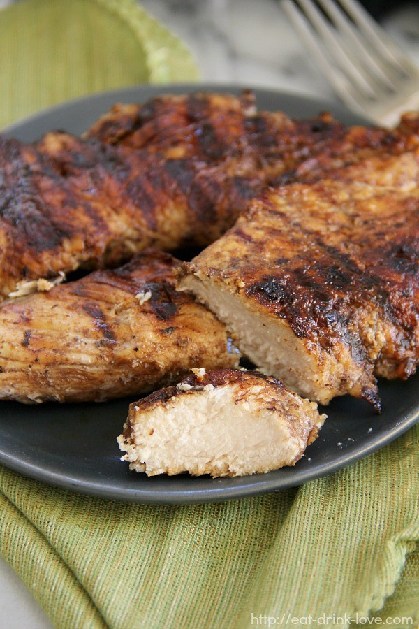 Easy Grilled Chicken on plate and sliced