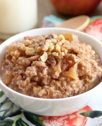 Slow Cooker Apple Cinnamon Steel Cut Oats