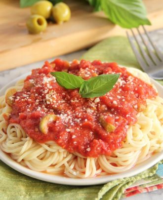 Garlic and Basil Tomato Sauce