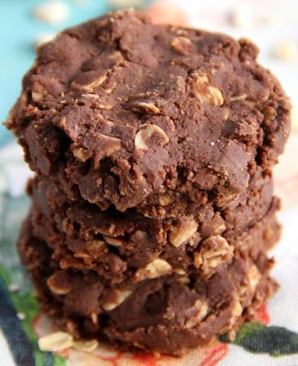 No-Bake Chocolate Peanut Butter Cookies
