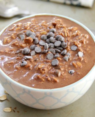 Brownie Batter Overnight Oats