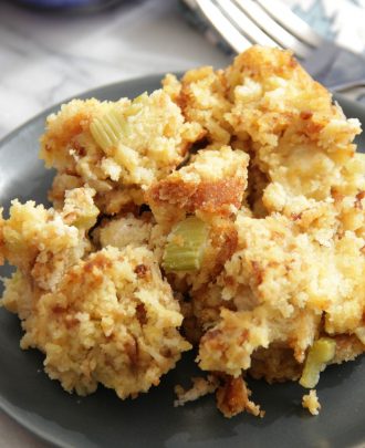 Easy Cornbread Stuffing
