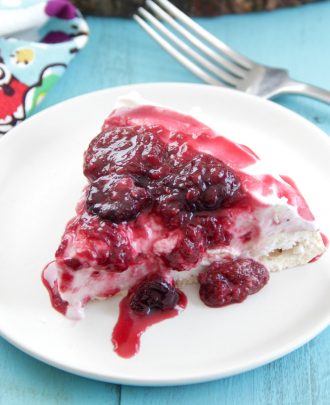 Vanilla Bean Pavlova