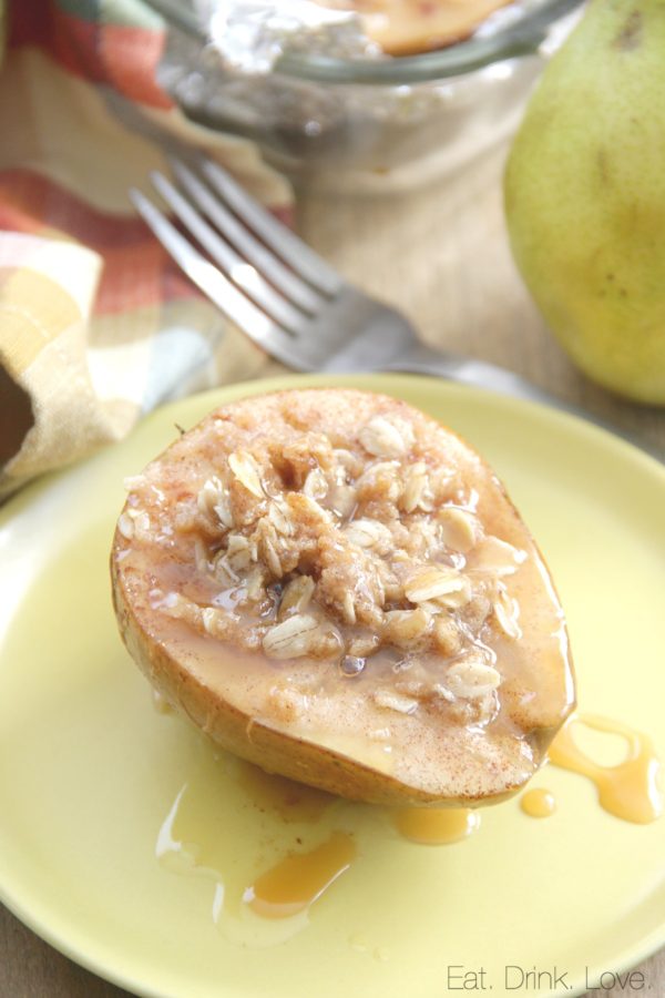 Baked Pears with Oat Streusel Topping