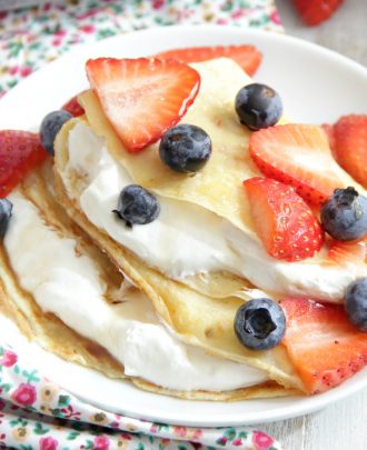 Crêpes with Mascarpone Cream