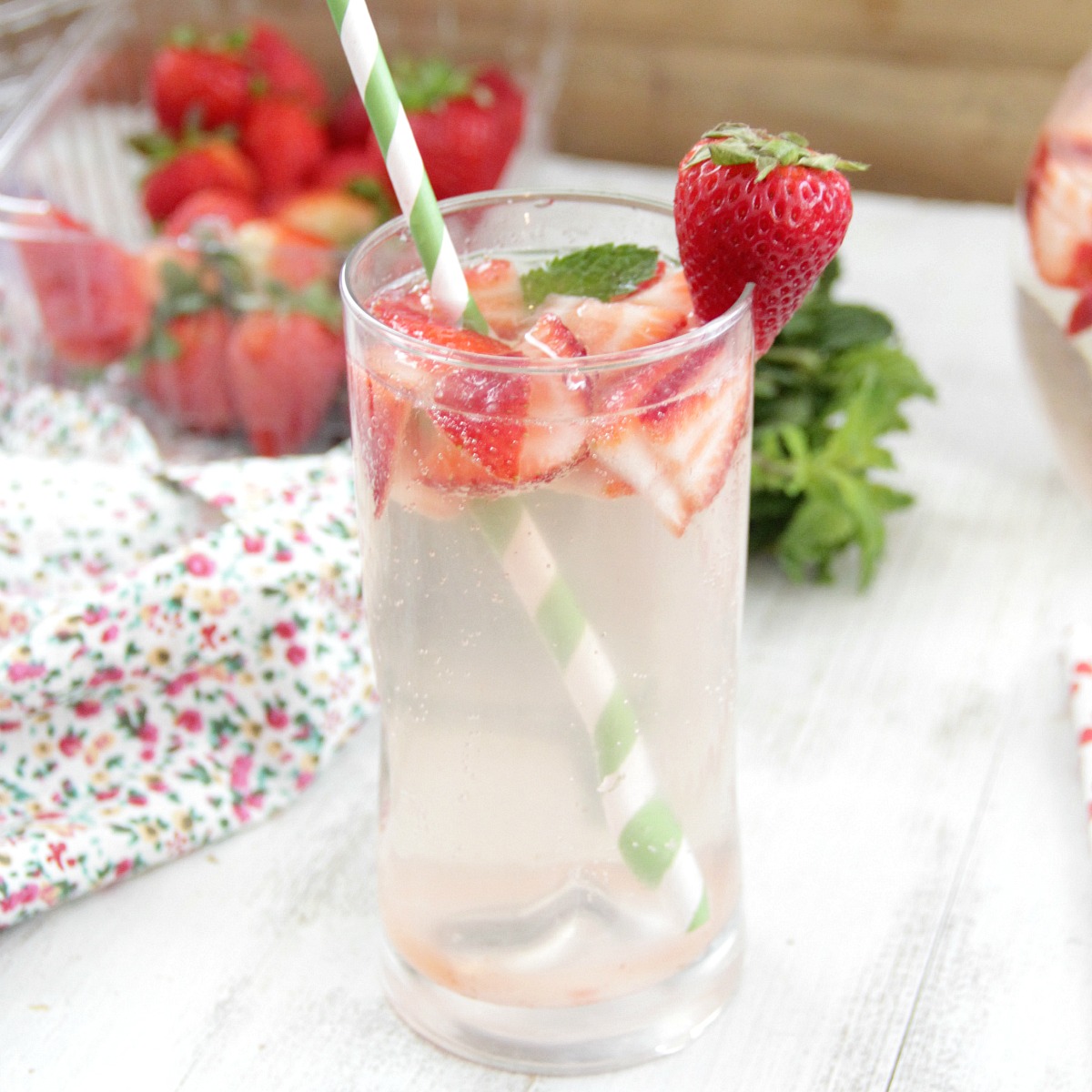 Strawberry Gin Smash Eat. Drink. Love.