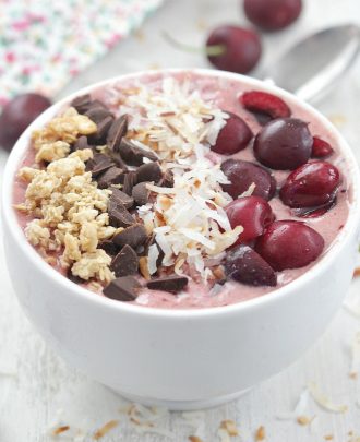 Dark Cherry Smoothie Bowl