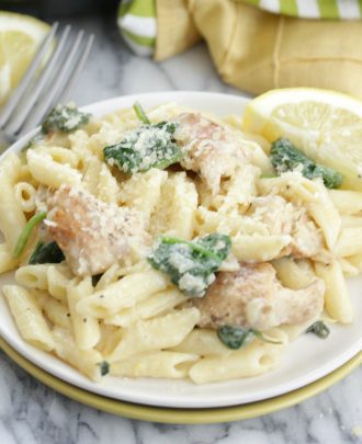 Lemony Chicken and Spinach Pasta