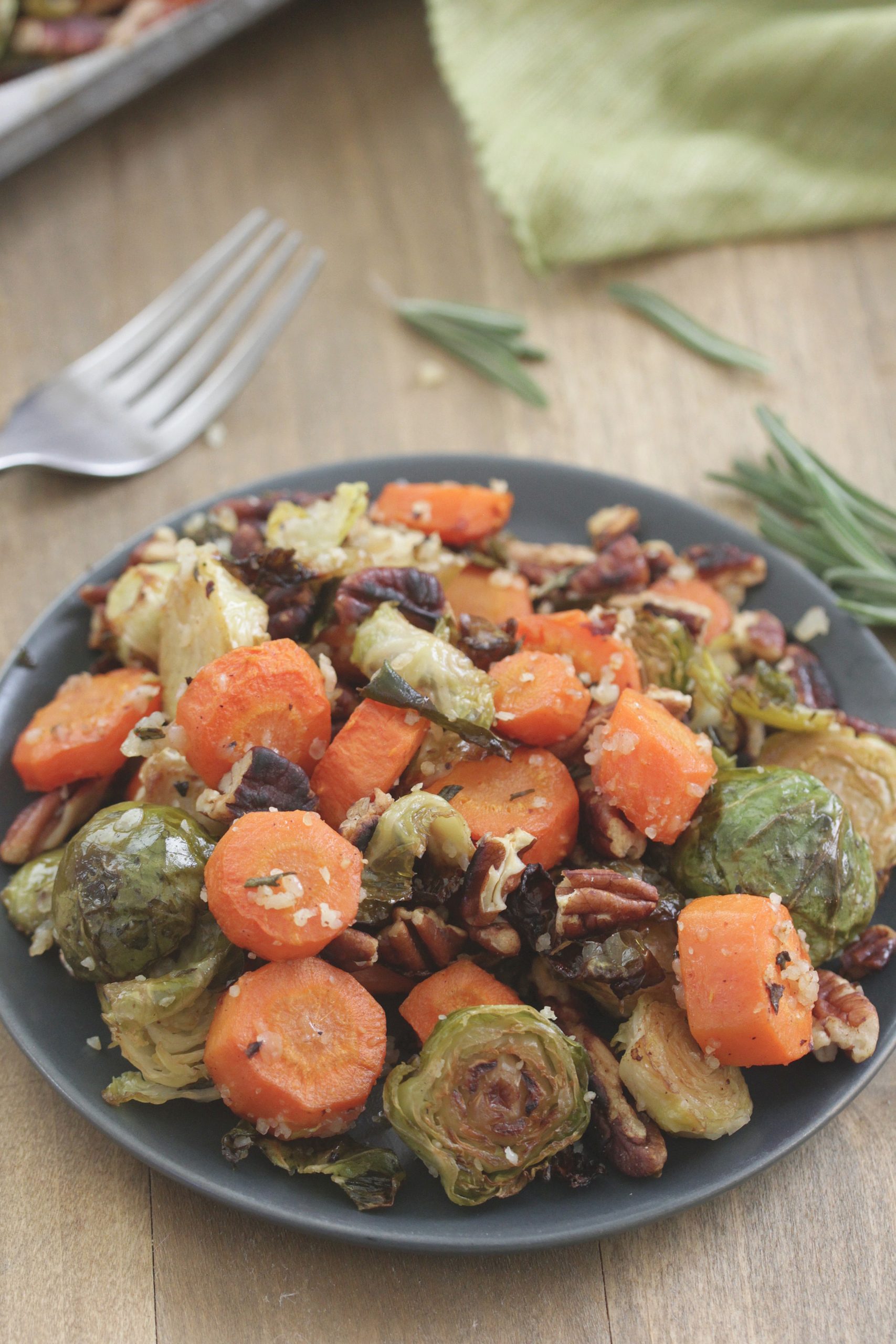Balsamic Roasted Brussels Sprouts and Carrots 